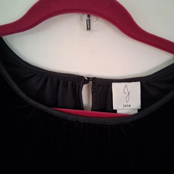 Joie Elegant Black Velvet Blouse with Unique Cutout Sleeves Size L - Picture 8 of 15